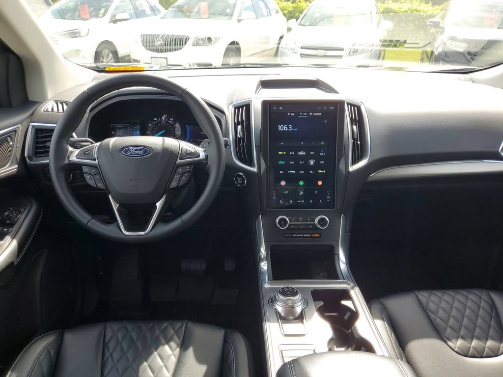 Certified 2024 Ford Edge Titanium AWD/4WD image 17