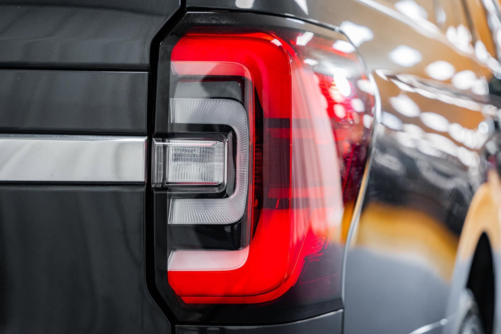 Certified 2022 Ford Expedition Max Limited image 18