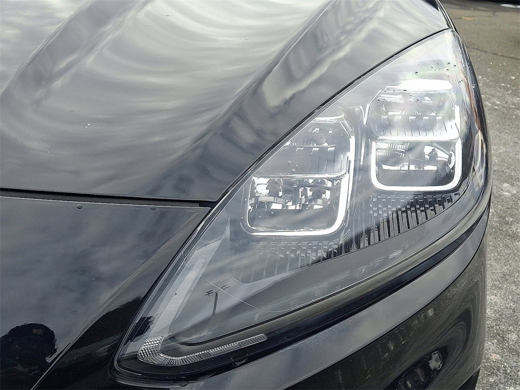 Certified 2022 Ford Escape Titanium w/ Titanium Elite Package image 9