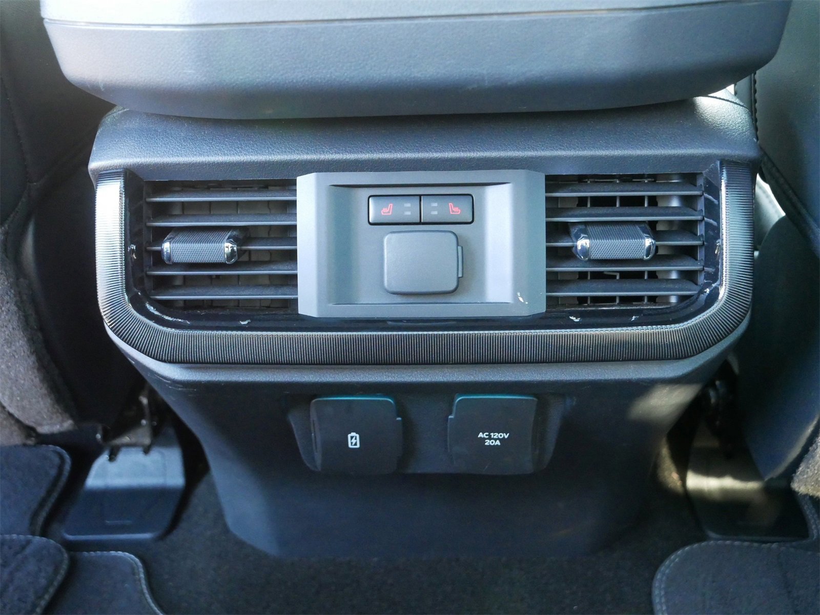 Certified 2022 Ford F150 Lightning Platinum image 20