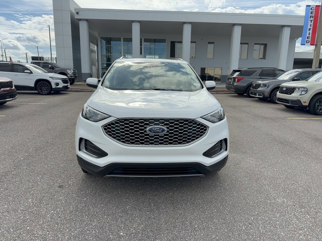 Certified 2024 Ford Edge SEL image 6
