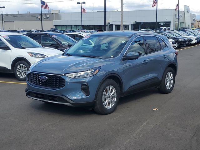 Certified 2024 Ford Escape Active w/ Tech Pack #2 image 2