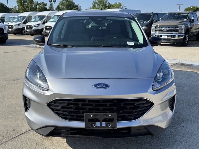 Certified 2021 Ford Escape SE w/ SE Sport Appearance Package AWD/4WD image 2