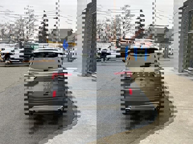 Certified 2022 Ford Escape SE w/ Convenience Package image 4