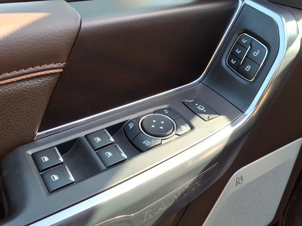 Certified 2025 Ford F350 King Ranch AWD/4WD image 25