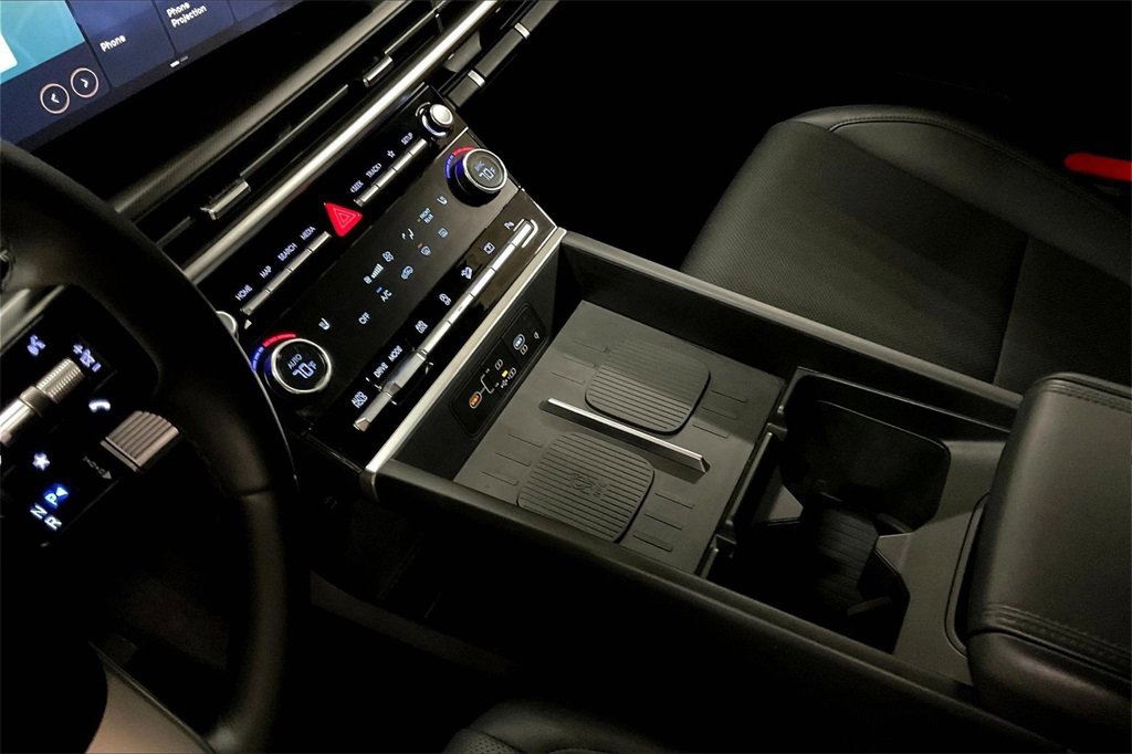 Used 2025 Hyundai Santa Fe SEL image 16