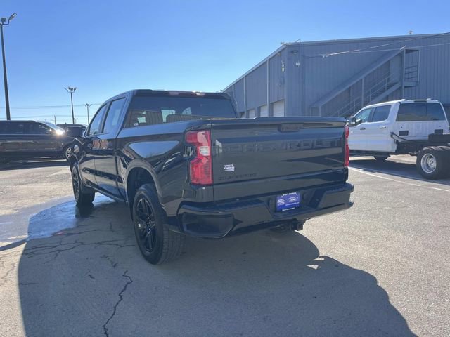 Used 2023 Chevrolet Silverado 1500 Custom w/ LPO, Dark Essentials Package image 5