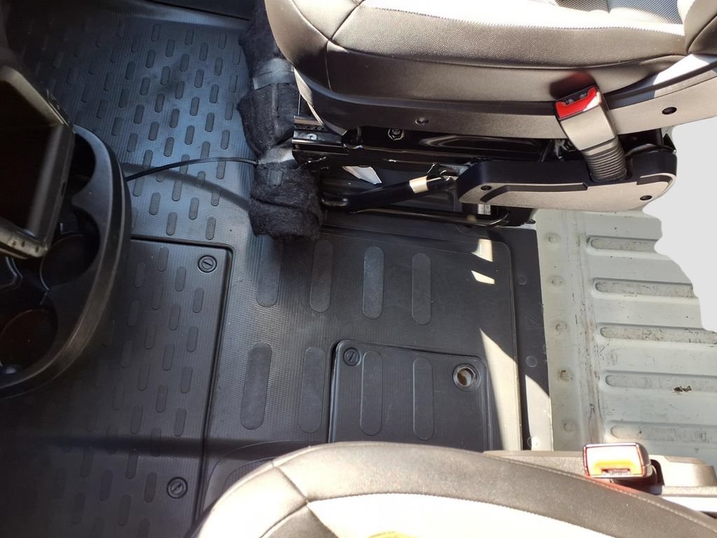 Used 2025 RAM ProMaster 3500 w/ Convenience Group FWD image 17