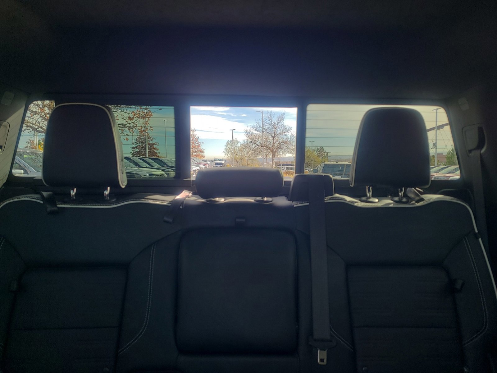 Used 2022 GMC Sierra 1500 AT4X image 38