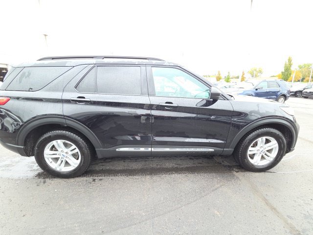 Certified 2023 Ford Explorer XLT AWD/4WD image 2