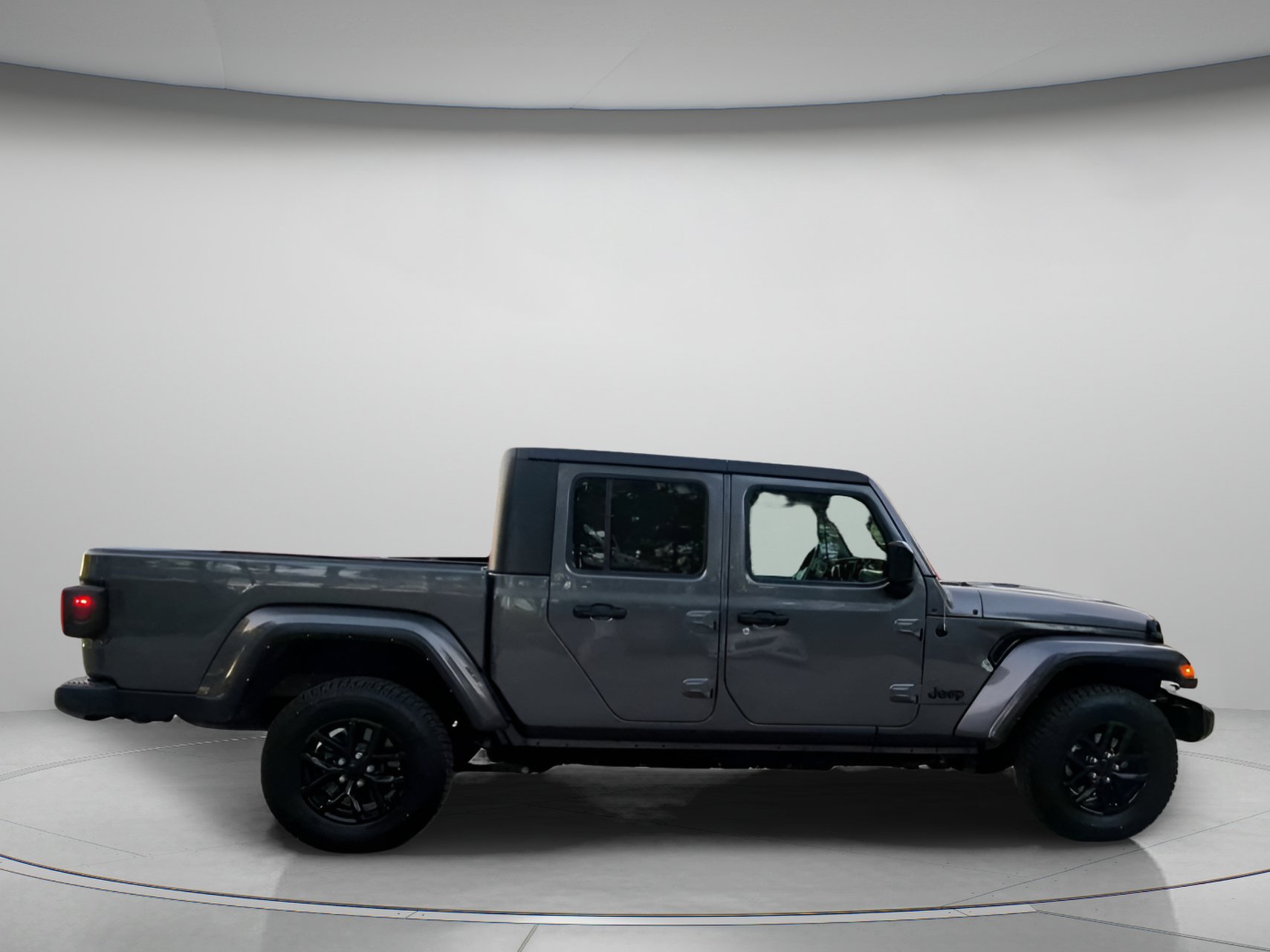 Used 2022 Jeep Gladiator Sport AWD/4WD image 32