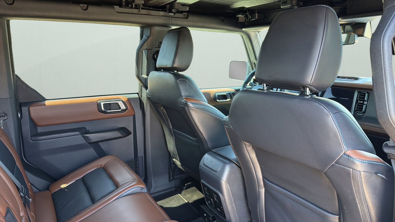 Certified 2024 Ford Bronco Outer Banks AWD/4WD image 28