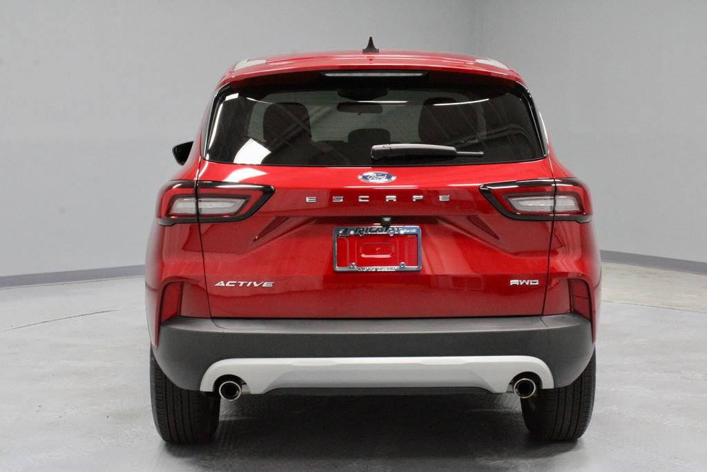 Certified 2023 Ford Escape Active AWD/4WD image 10