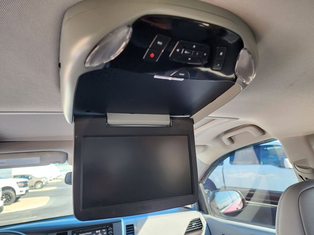 Used 2019 Toyota Sienna XLE image 15