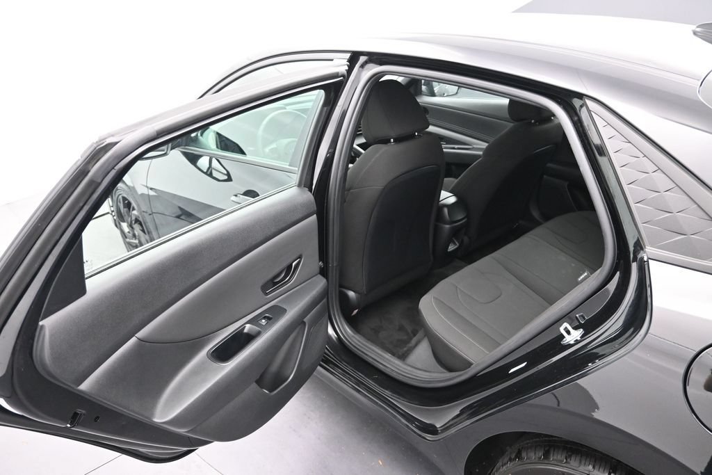 Used 2026 Hyundai Elantra Sport w/ Cargo Package FWD image 13