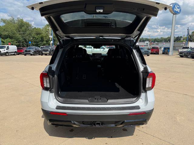 Certified 2026 Ford Explorer ST-Line AWD/4WD image 7