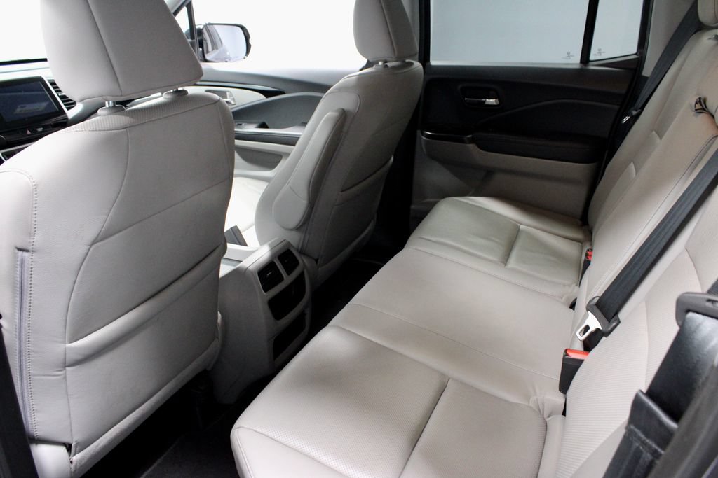Used 2018 Honda Ridgeline RTL-E image 19