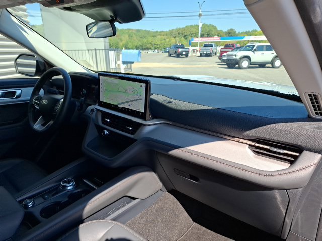 Certified 2025 Ford Explorer Active w/ Active Comfort Package RWD image 37