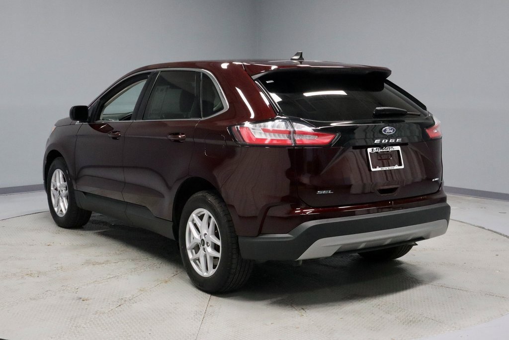 Certified 2024 Ford Edge SEL w/ Convenience Package image 10
