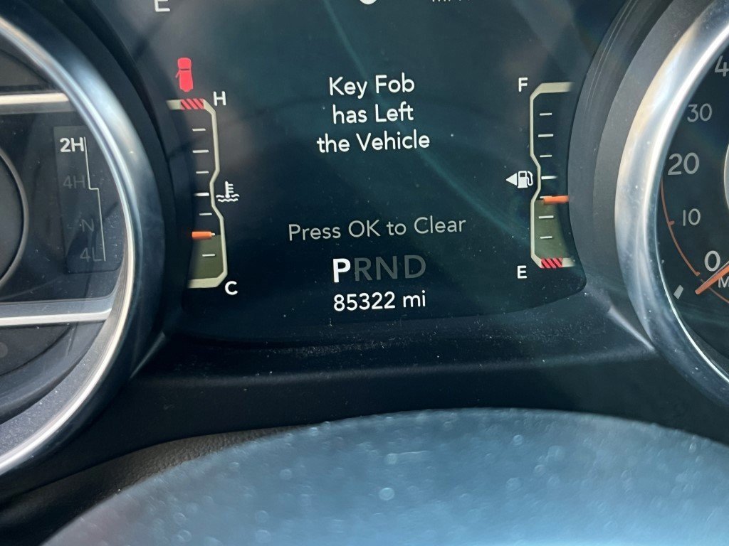 Used 2022 Jeep Wrangler Unlimited Sport image 25