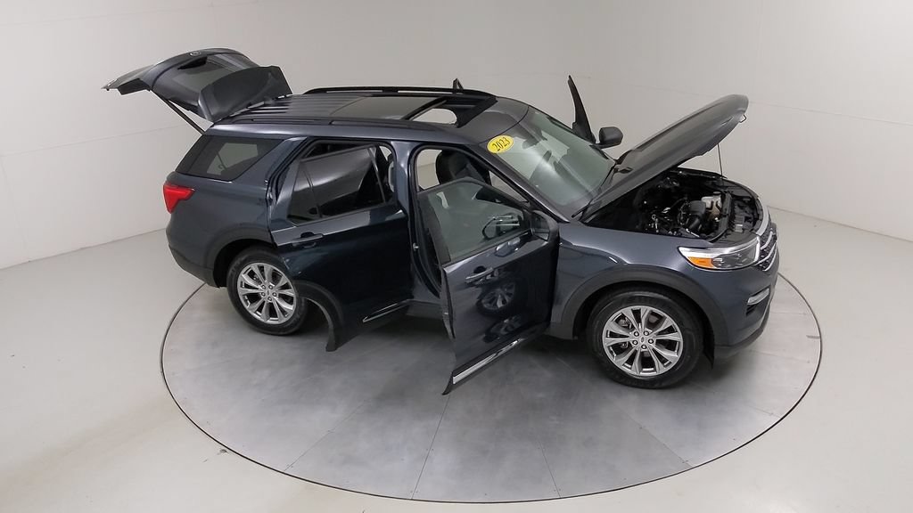 Certified 2023 Ford Explorer XLT w/ Equipment Group 202A AWD/4WD image 50