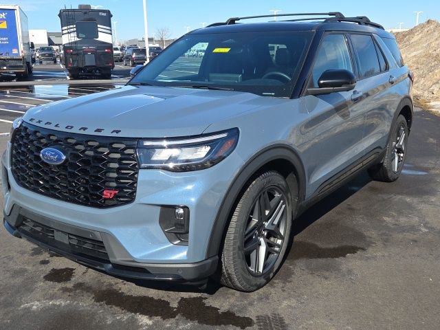Certified 2025 Ford Explorer ST image 17