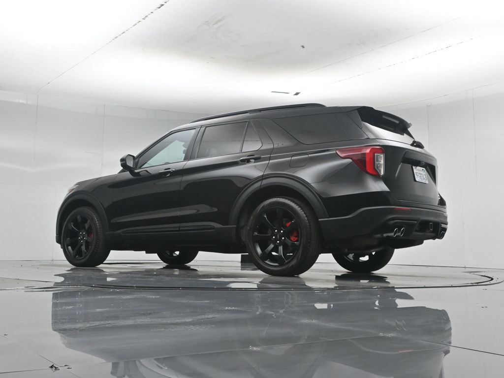 Certified 2023 Ford Explorer ST w/ Equipment Group 401A AWD/4WD image 3