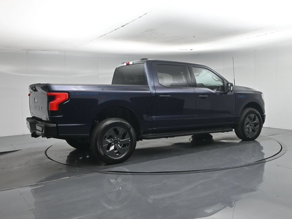 Certified 2024 Ford F150 Lightning XLT AWD/4WD image 30