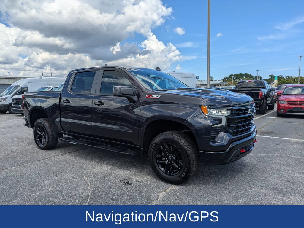 Used 2023 Chevrolet Silverado 1500 LT Trail Boss AWD/4WD image 2