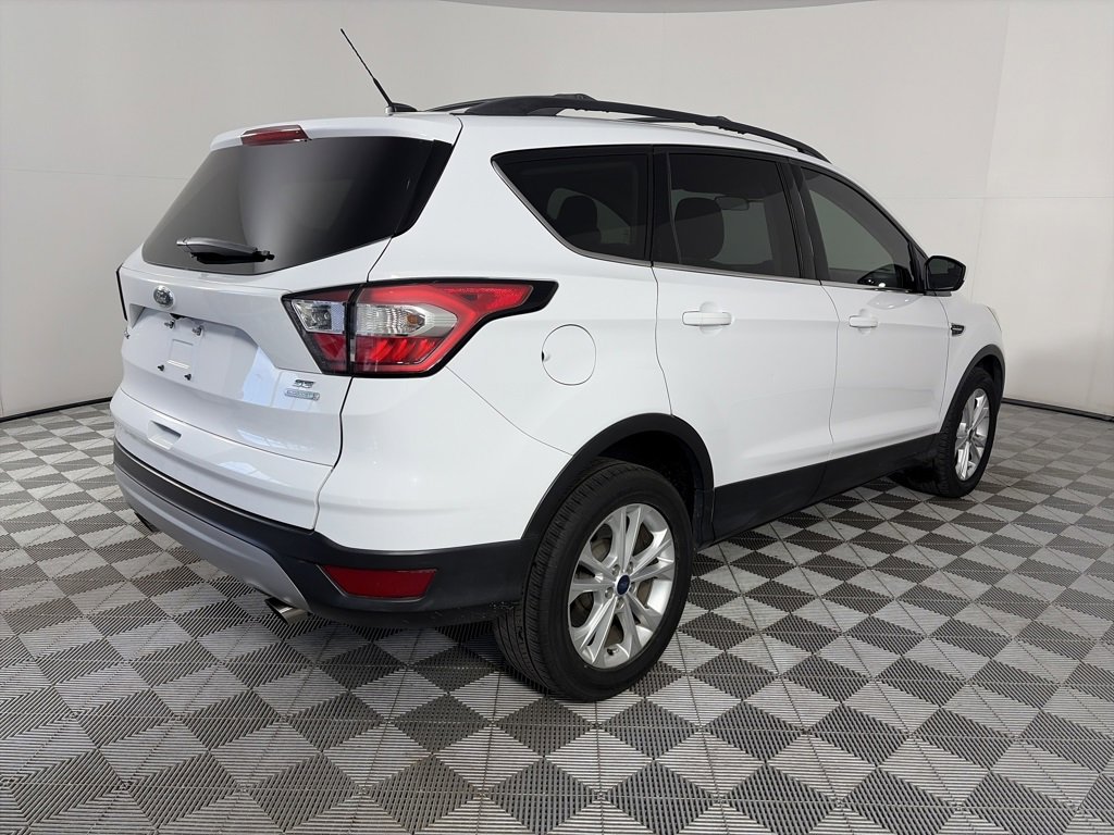 Certified 2018 Ford Escape SE image 7