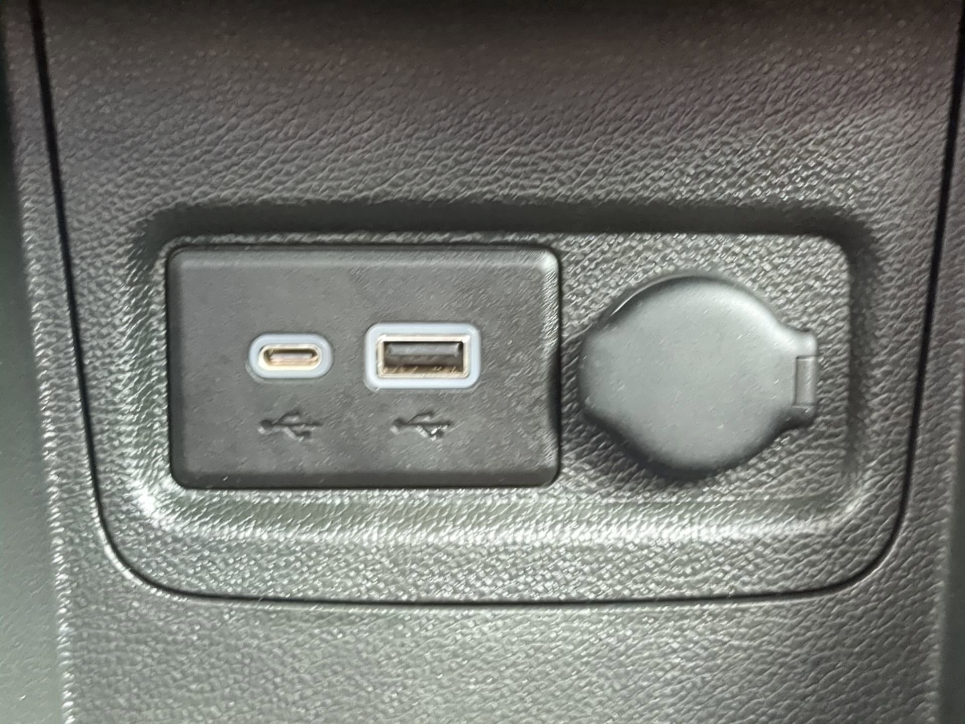 Used 2020 Chevrolet Spark LS image 50