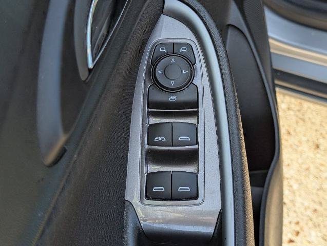 Used 2025 Chevrolet Malibu LT FWD image 16