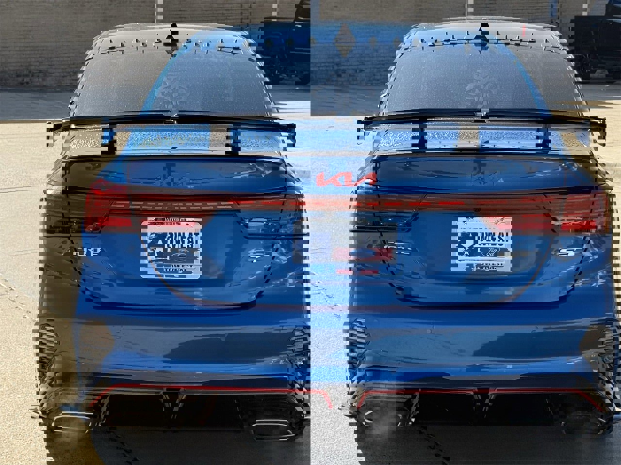 Used 2023 Kia Forte GT image 6