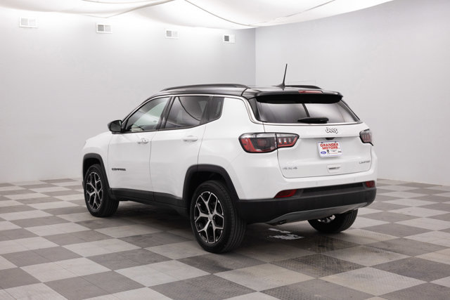 Used 2024 Jeep Compass Limited AWD/4WD image 7