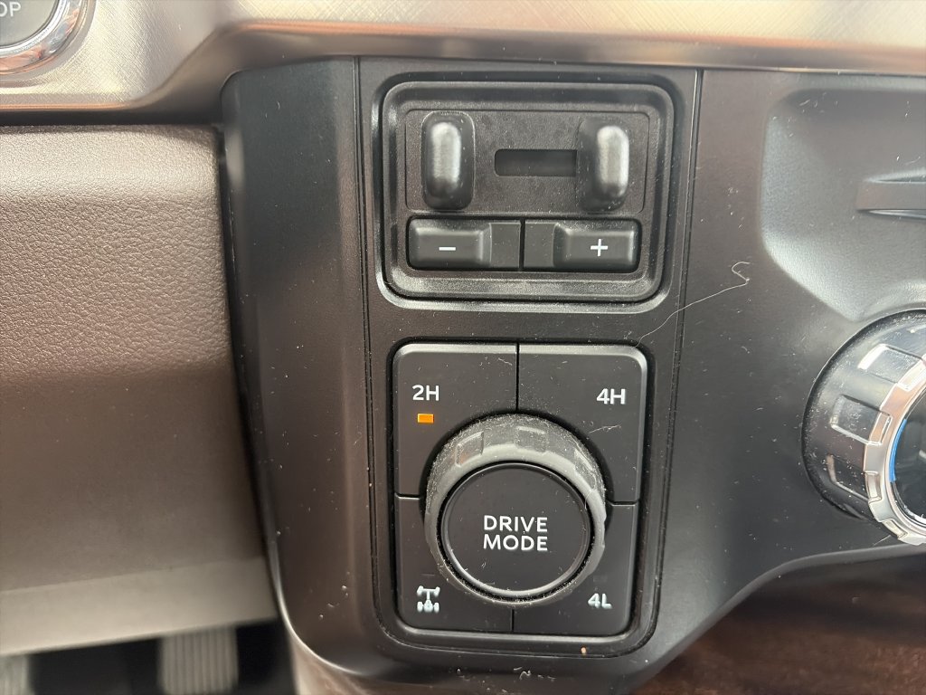 Certified 2024 Ford F250 King Ranch w/ FX4 Off-Road Package AWD/4WD image 29