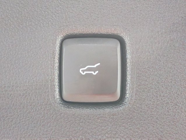 Certified 2025 Ford Escape ST-Line Select AWD/4WD image 20
