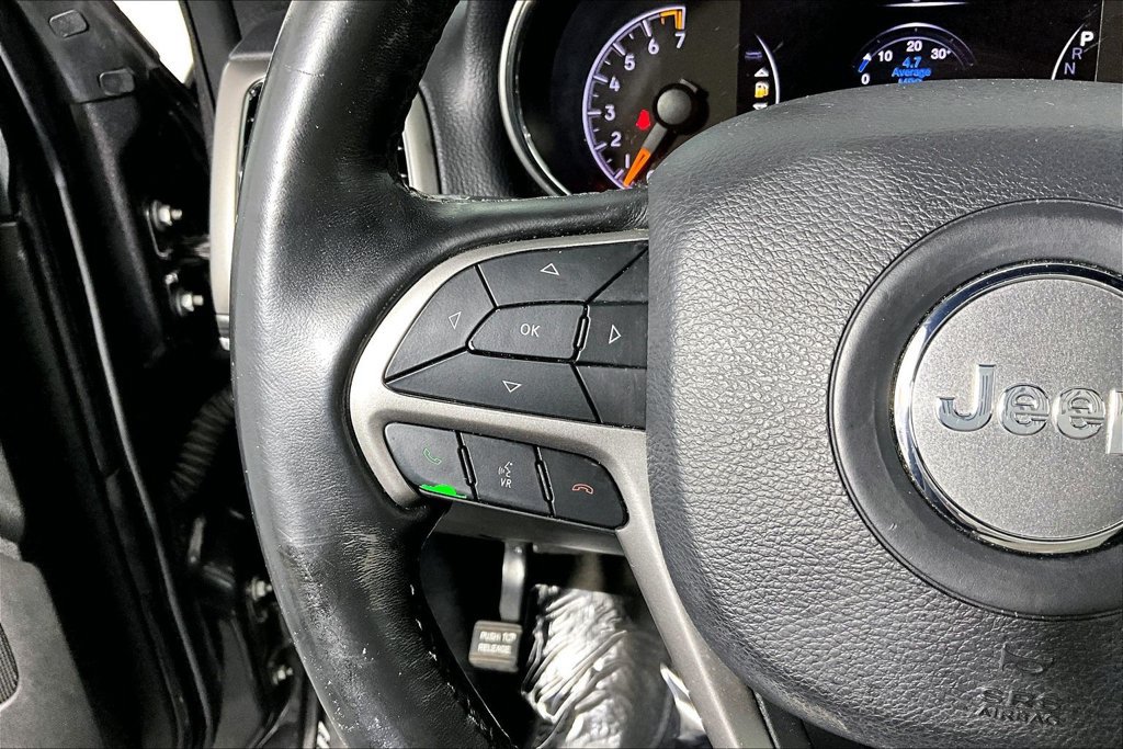 Used 2019 Jeep Grand Cherokee Limited w/ Luxury Group II AWD/4WD image 18