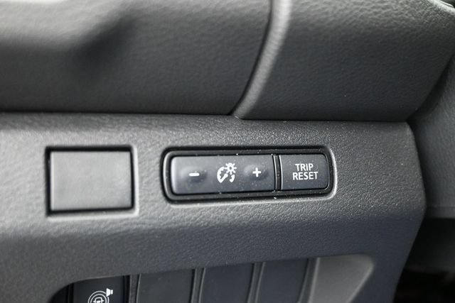 Used 2026 Nissan Frontier SV RWD image 22