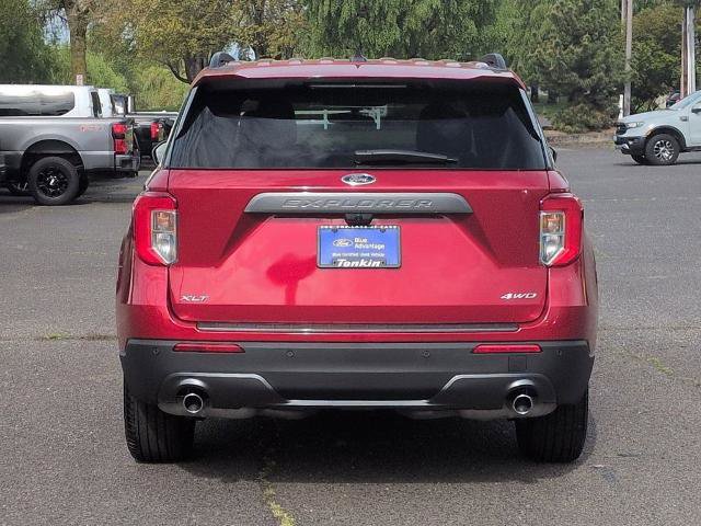 Certified 2024 Ford Explorer XLT w/ Equipment Group 202A AWD/4WD image 4