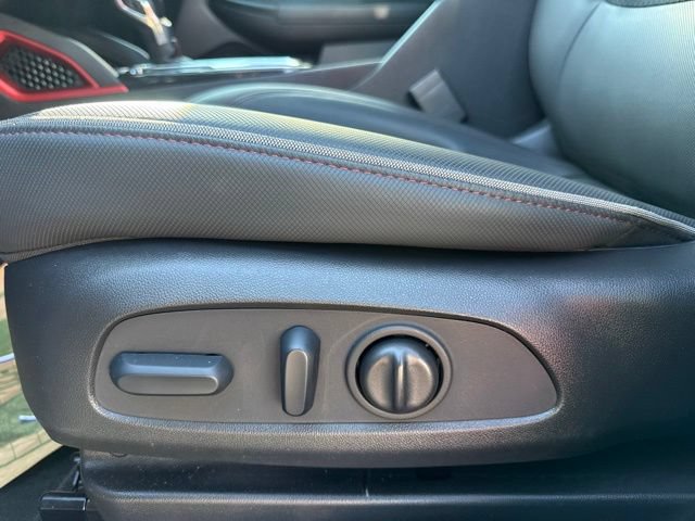 Used 2023 Chevrolet TrailBlazer RS w/ Sun and Liftgate Package AWD/4WD image 19