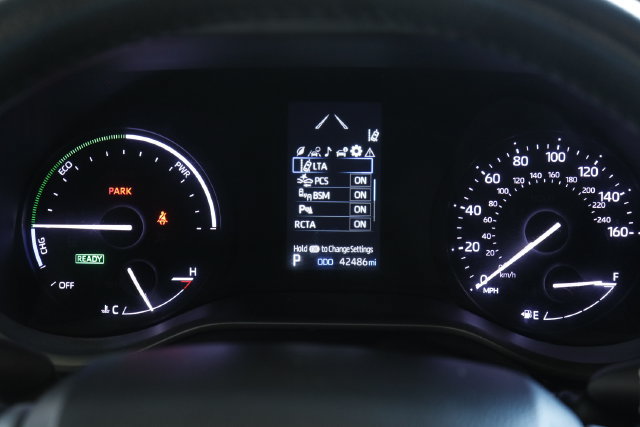 Used 2021 Toyota Sienna XLE FWD image 17