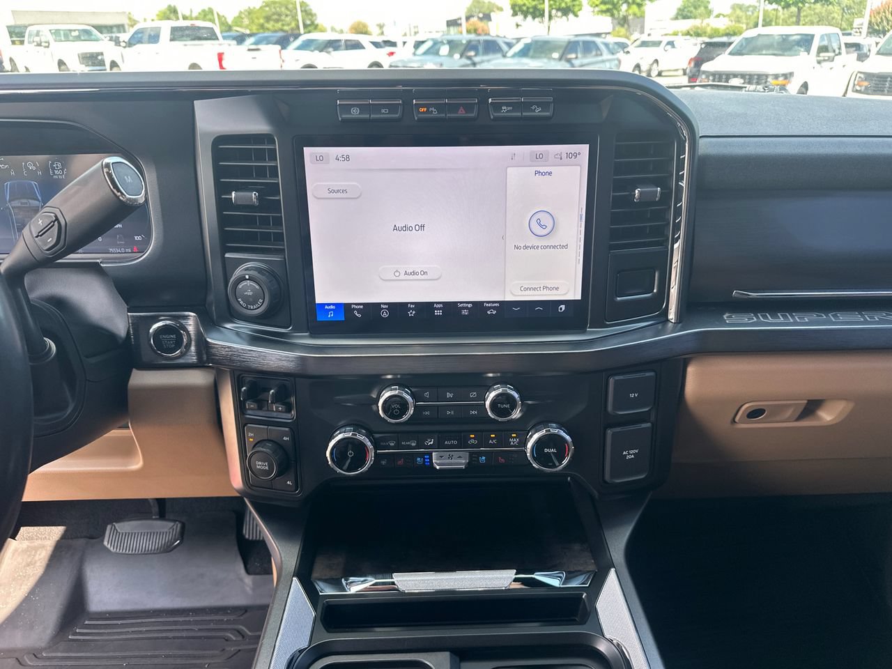 Certified 2023 Ford F450 Lariat w/ Lariat Ultimate Package AWD/4WD image 29