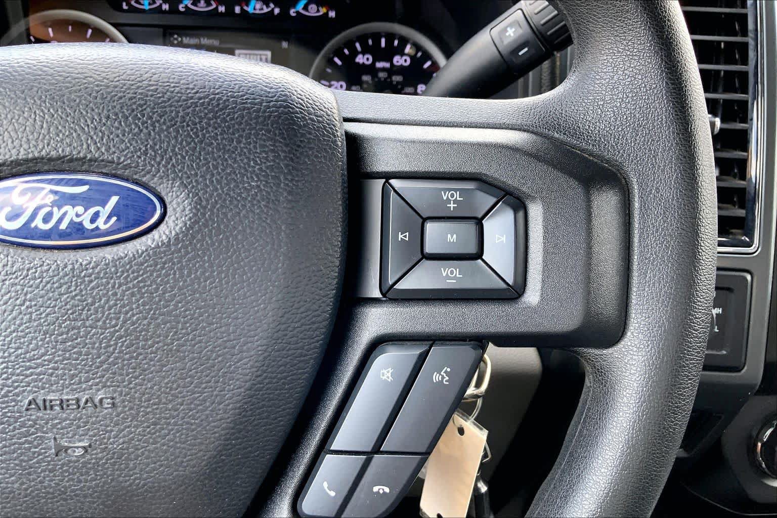 Certified 2021 Ford F250 XLT w/ XLT Premium Package AWD/4WD image 25
