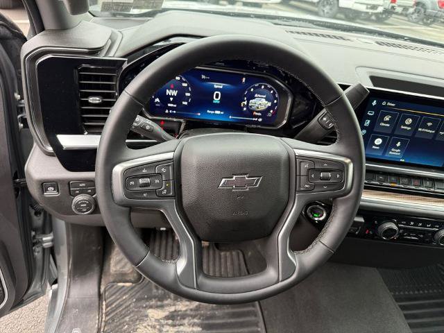Used 2026 Chevrolet Silverado 1500 RST AWD/4WD image 15
