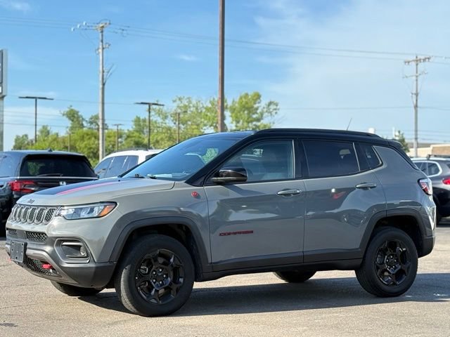 Used 2023 Jeep Compass Trailhawk AWD/4WD image 29