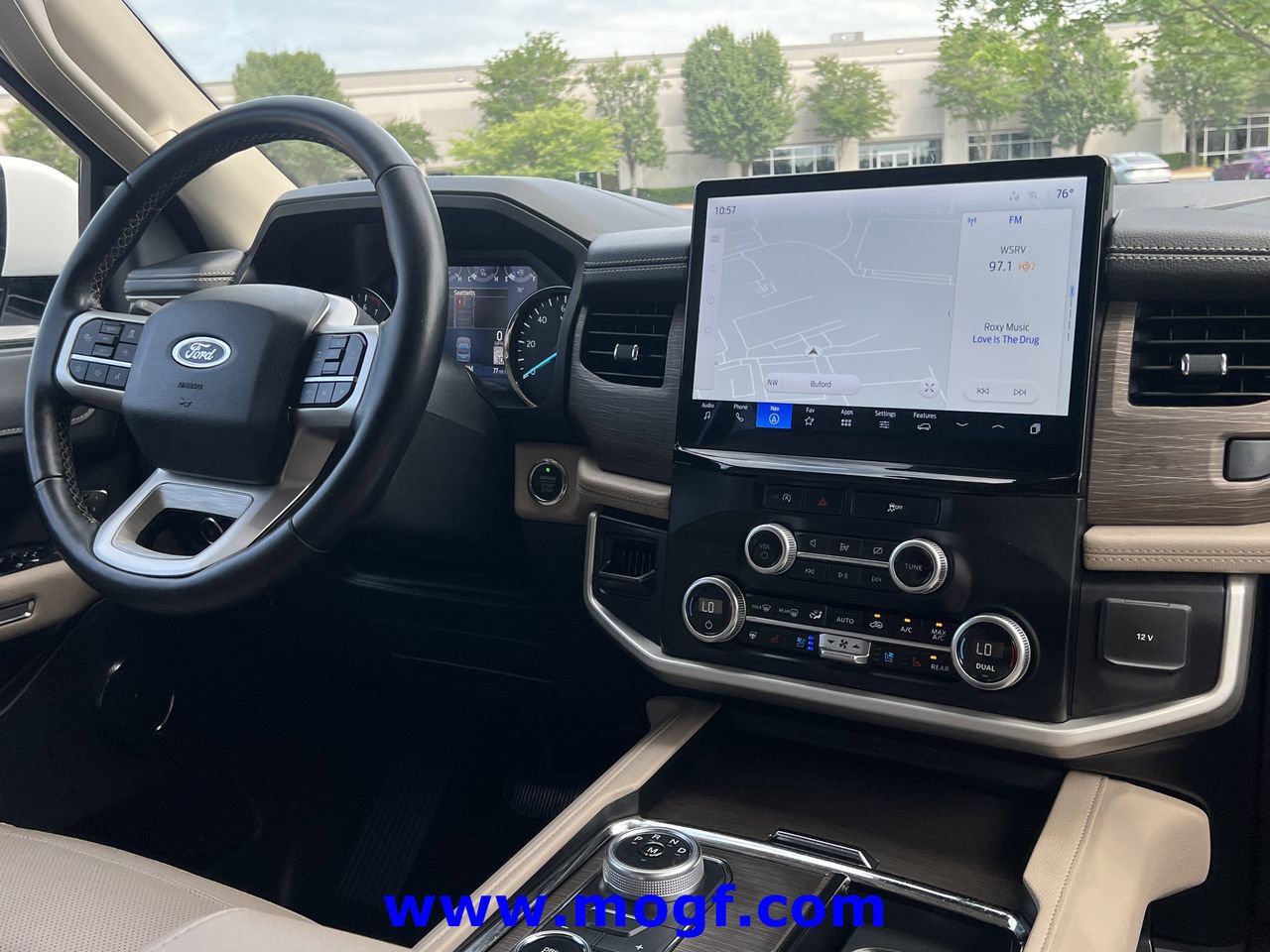 Certified 2024 Ford Expedition Limited AWD/4WD image 6