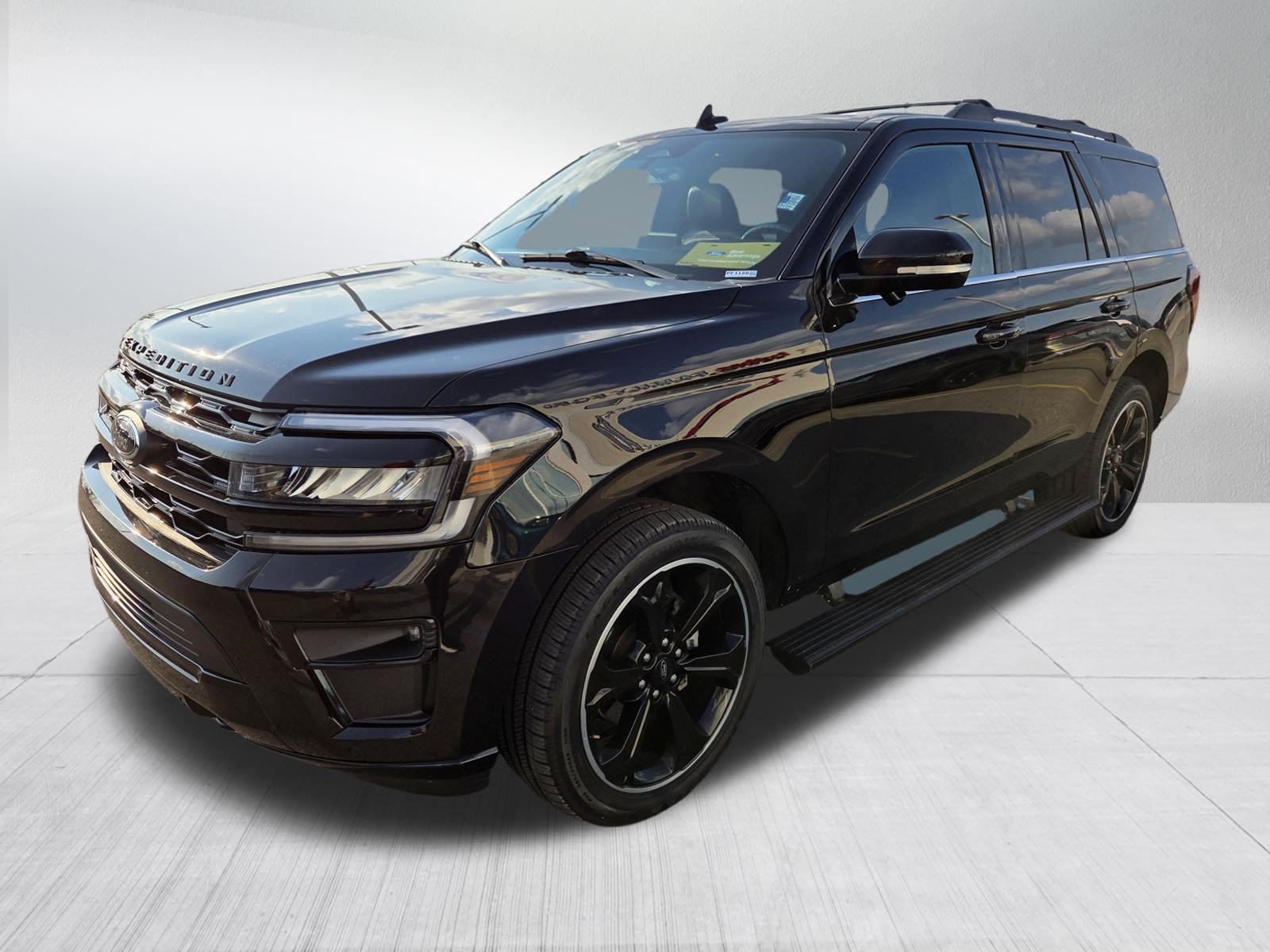 Certified 2023 Ford Expedition Limited AWD/4WD image 3