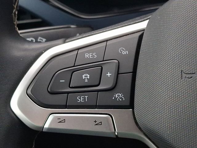 Used 2022 Volkswagen Taos SE AWD/4WD image 23