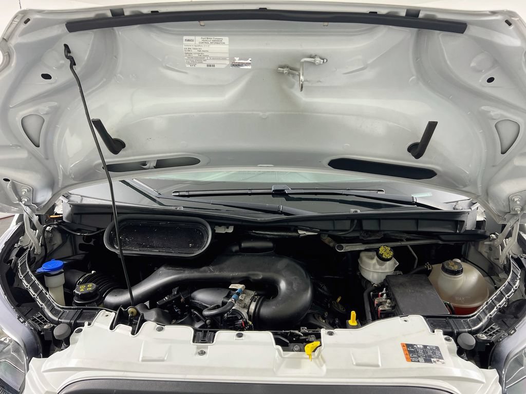 Certified 2019 Ford Transit 250 148 Low Roof RWD image 33