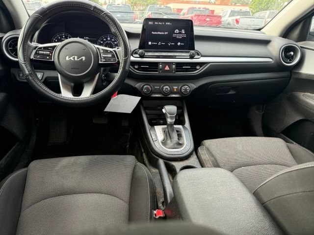 Used 2023 Kia Forte LXS w/ LXS Technology Package FWD image 15